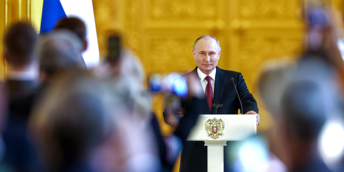ВЦИОМ: 8 из 10 россиян полагают, что Путин сможет обеспечить стабильность в стране и ее развитие