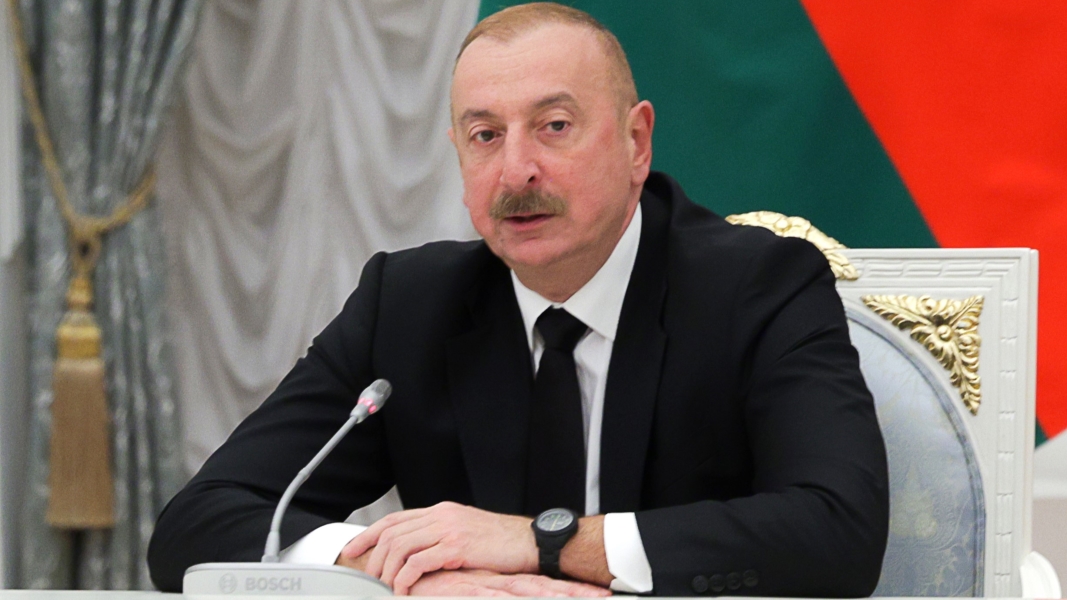 Алиев считает вполне реалистичным достижение мирного соглашения с Арменией до ноября
