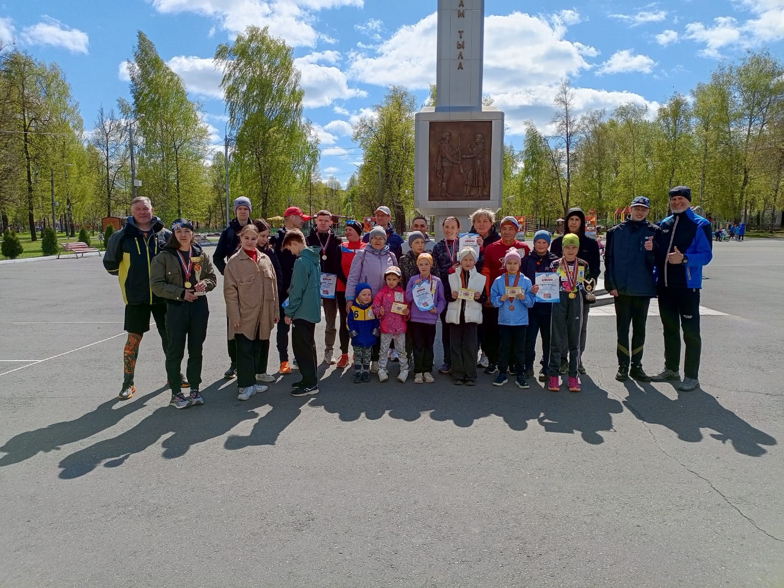 В Йошкар-Оле традиционный Марш Победы совершили любители северной ходьбы